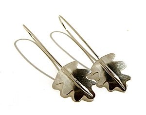 sterling silver oak leaf earrings